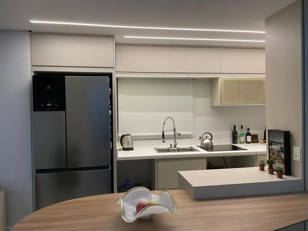 Apartamento Na Praia Brava, 650M Do Mar, Ao Lado De Balneario Camboriu Itajaí