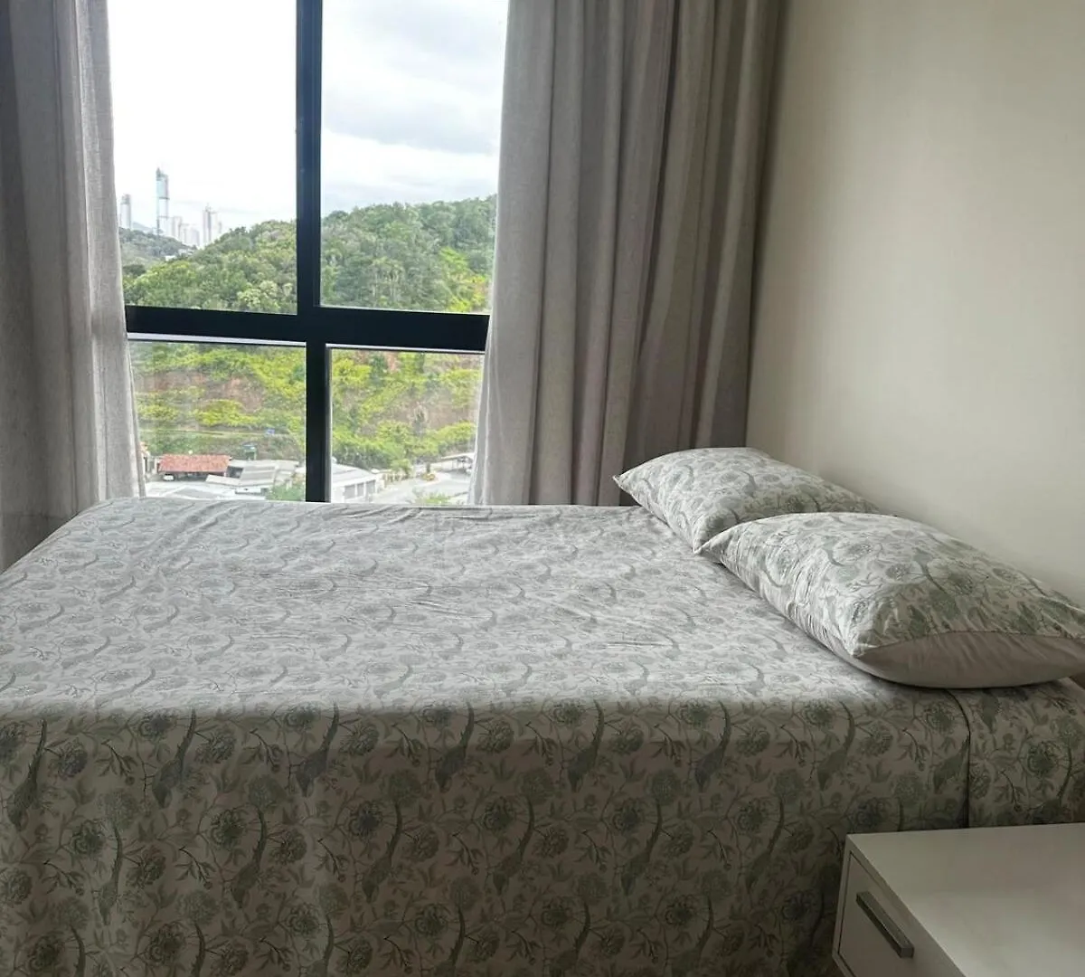 Apartamento Na Praia Brava, 650M Do Mar, Ao Lado De Balneario Camboriu Itajaí 0*,